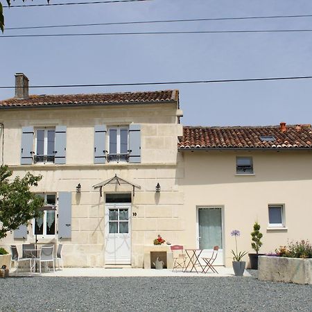 Le Gite Du Verger Saint-Bris-des-Bois Exteriör bild