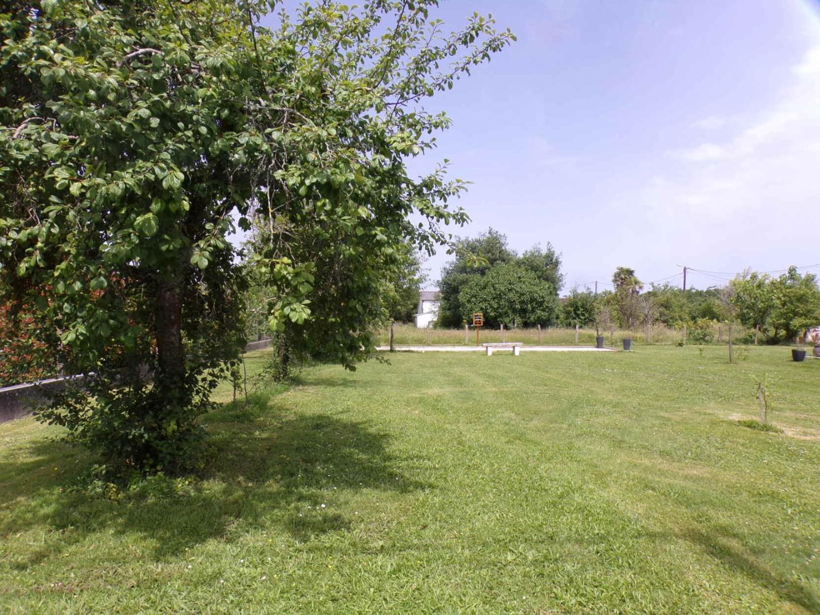 Le Gite Du Verger Saint-Bris-des-Bois Exteriör bild